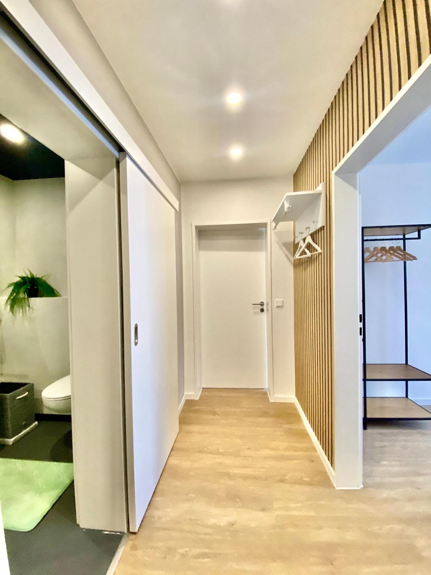 Micasa Ol - Modernes Apartment In City Bestlage - Kueche - Wlan - Balkon - Fugenloses Bad Oldenburg Exterior photo